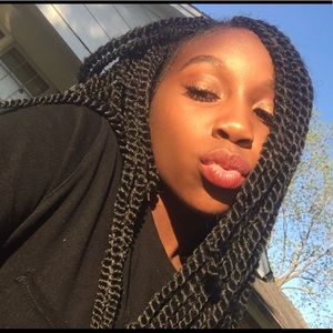 Meet your Posher, Jada